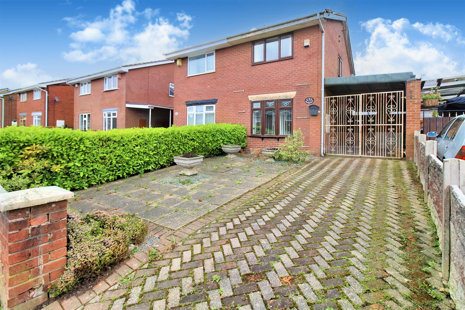 Hemingway Road, Longton, Stoke-On-Trent
